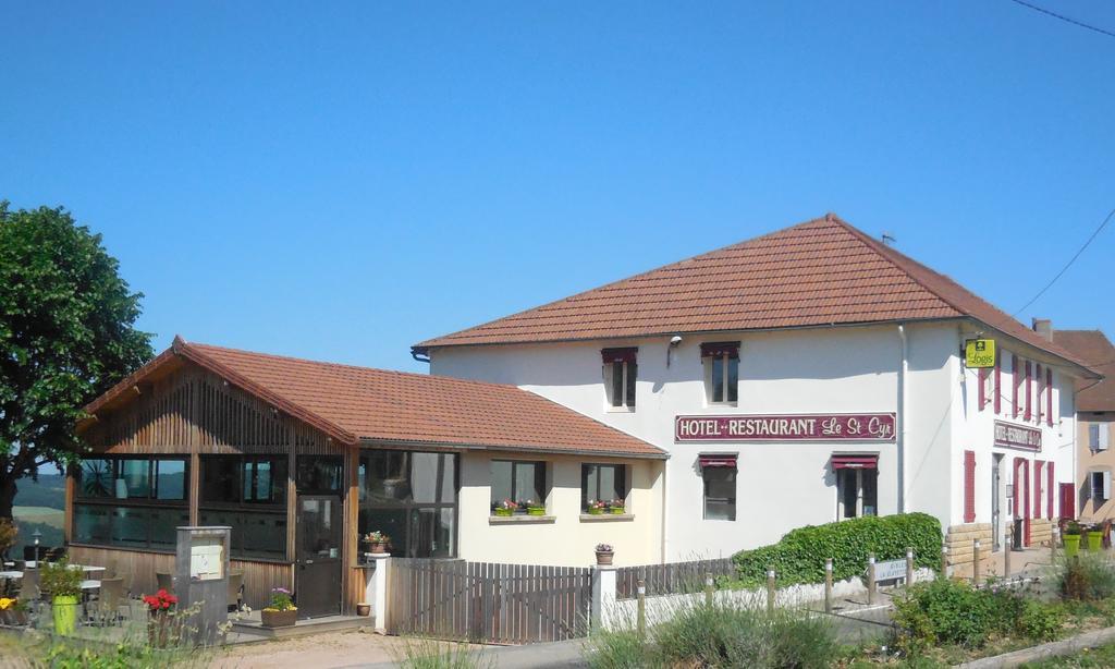 فندق Logis Le Saint Cyr Montmelard المظهر الخارجي الصورة