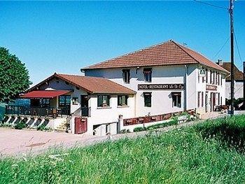 فندق Logis Le Saint Cyr Montmelard المظهر الخارجي الصورة